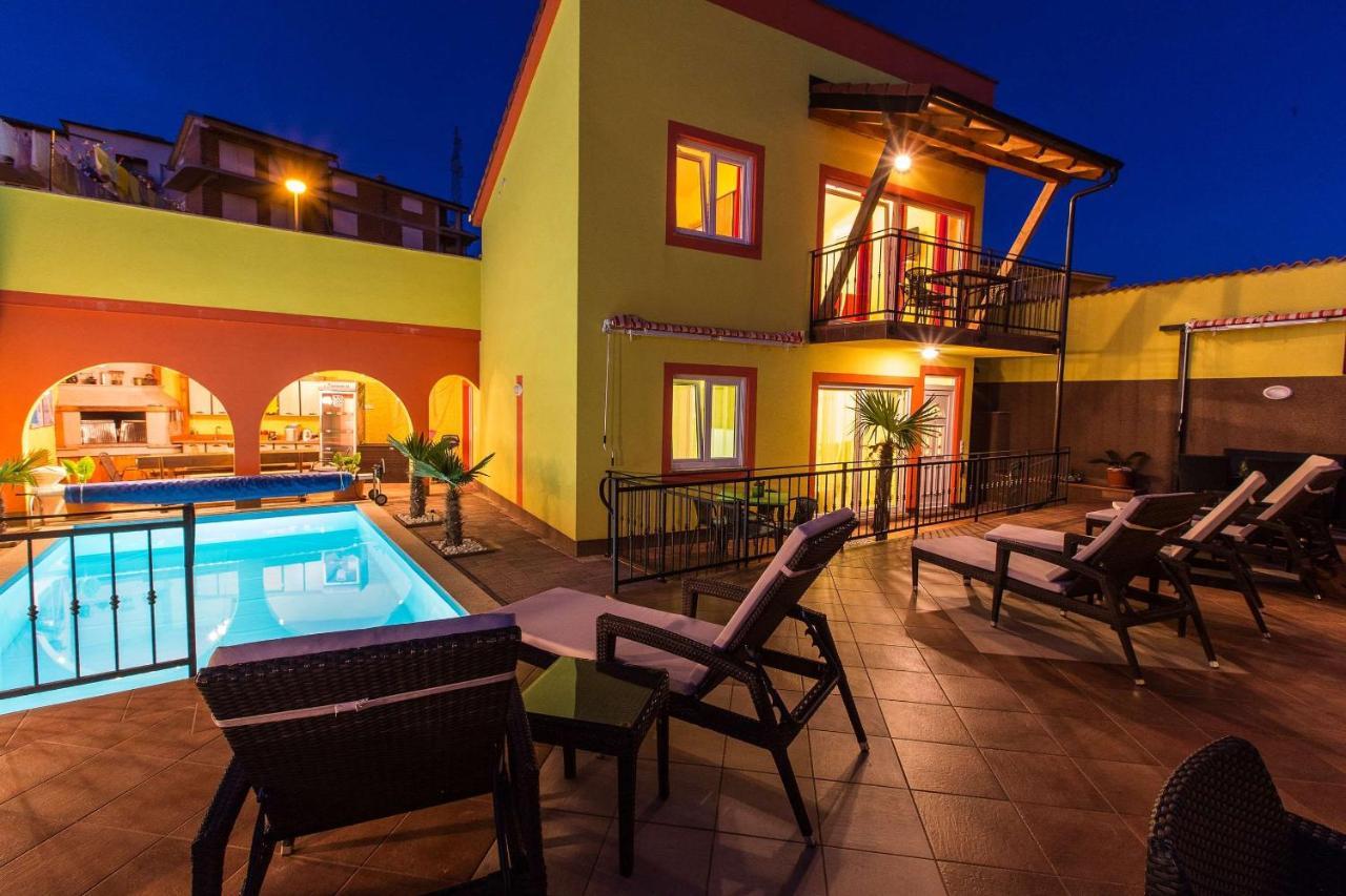 Apartments Ana Lorena Цриквениця Екстер'єр фото