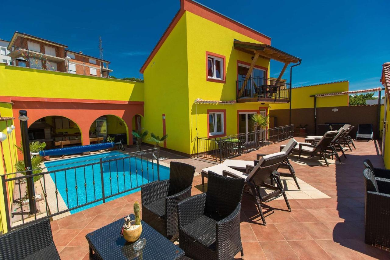 Apartments Ana Lorena Цриквениця Екстер'єр фото